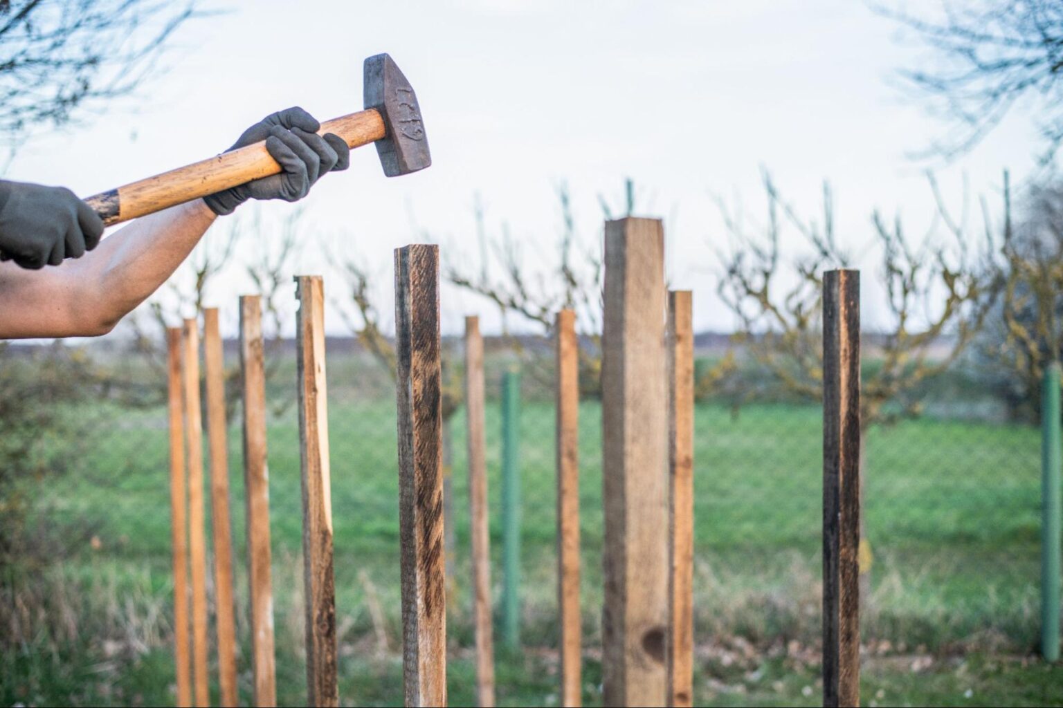 Visual Reference: How Much Does A Wood Fence Cost Per Foot