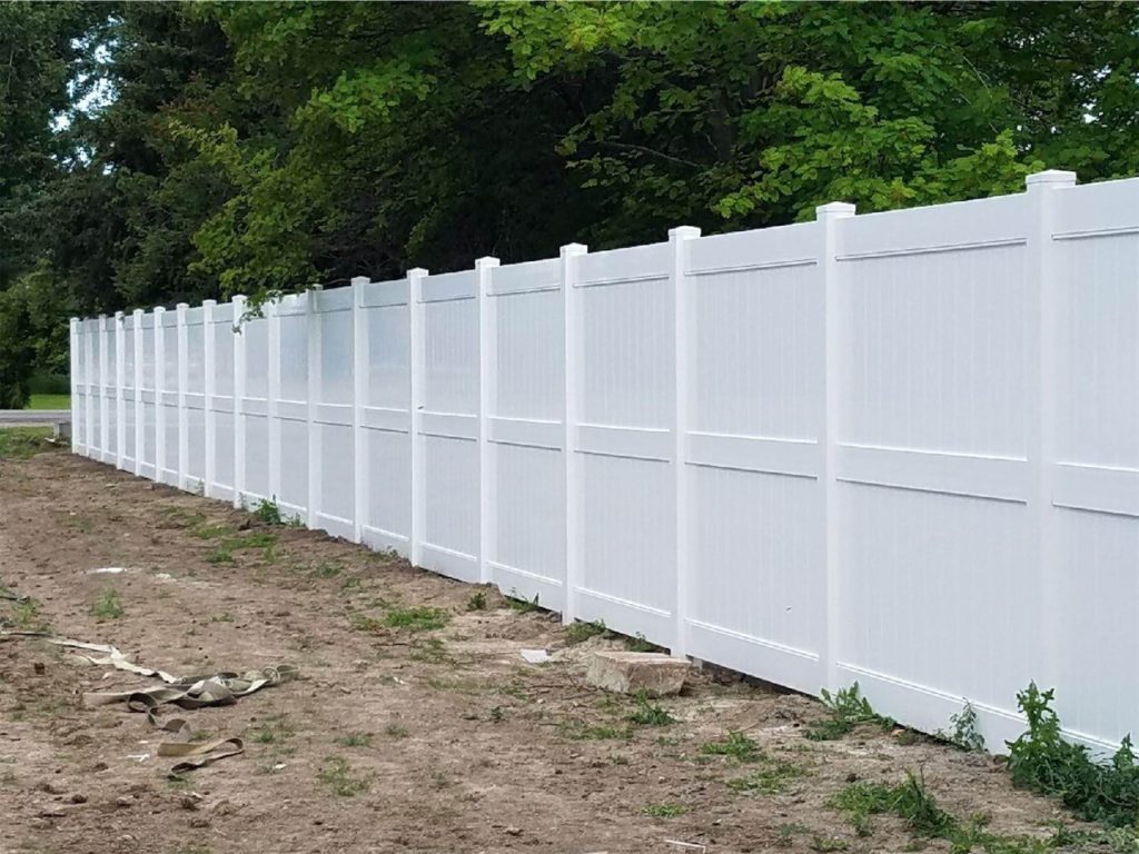 Vinyl fence installers